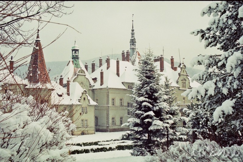 замок в карпатах